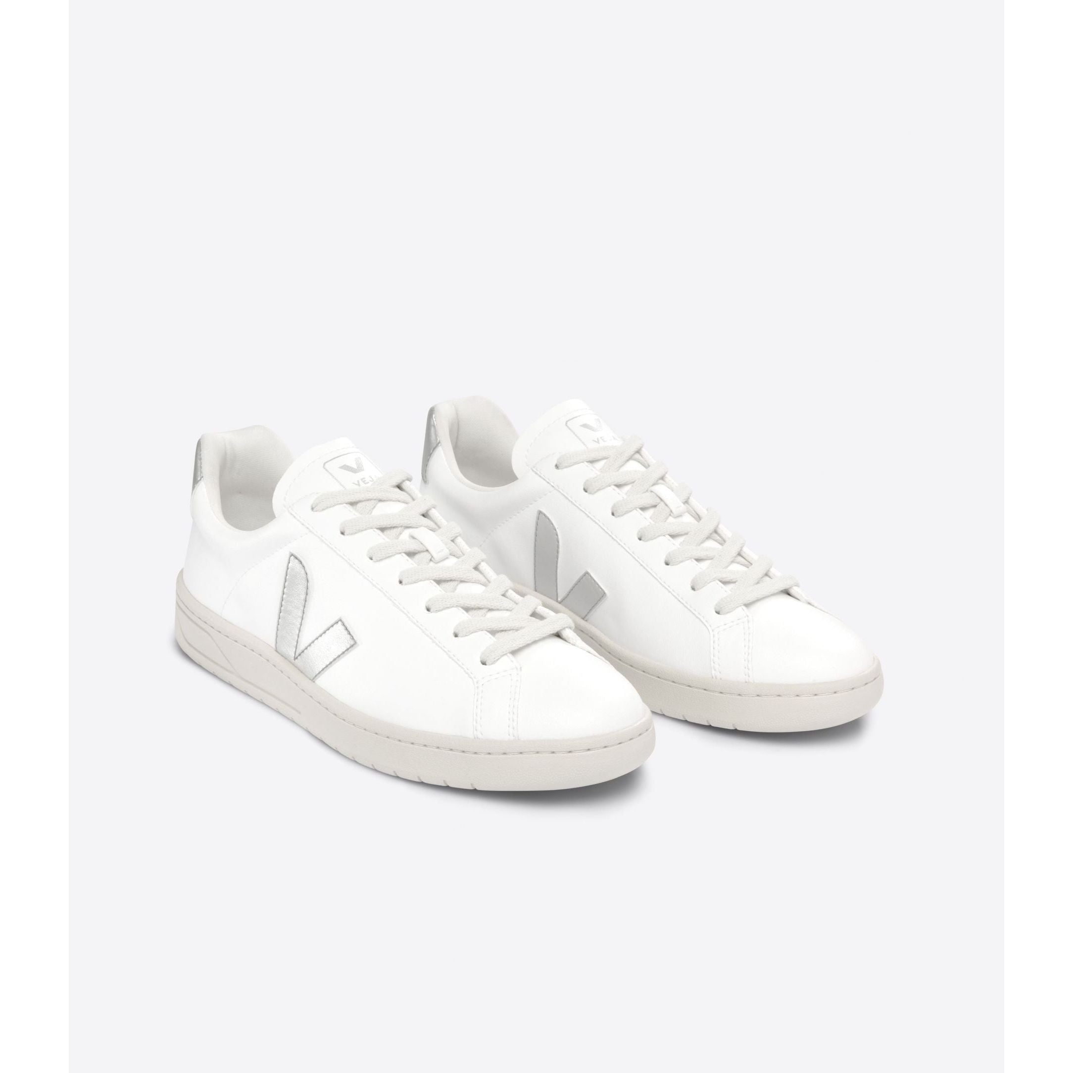 Veja Women's Urca CWL in White Silver  Shoes