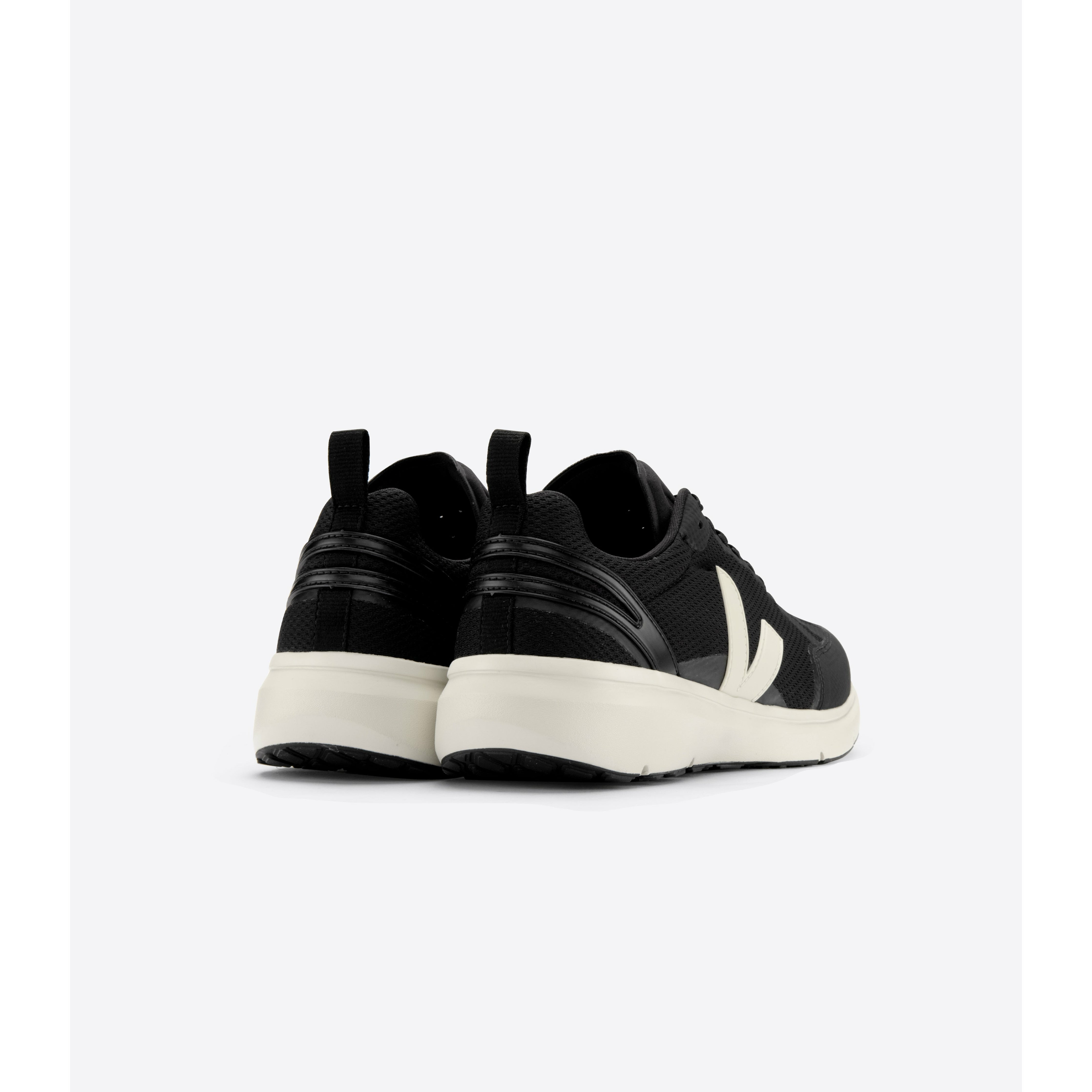 Veja Men's Condor 2 Alveomesh in Black Pierre  Shoes