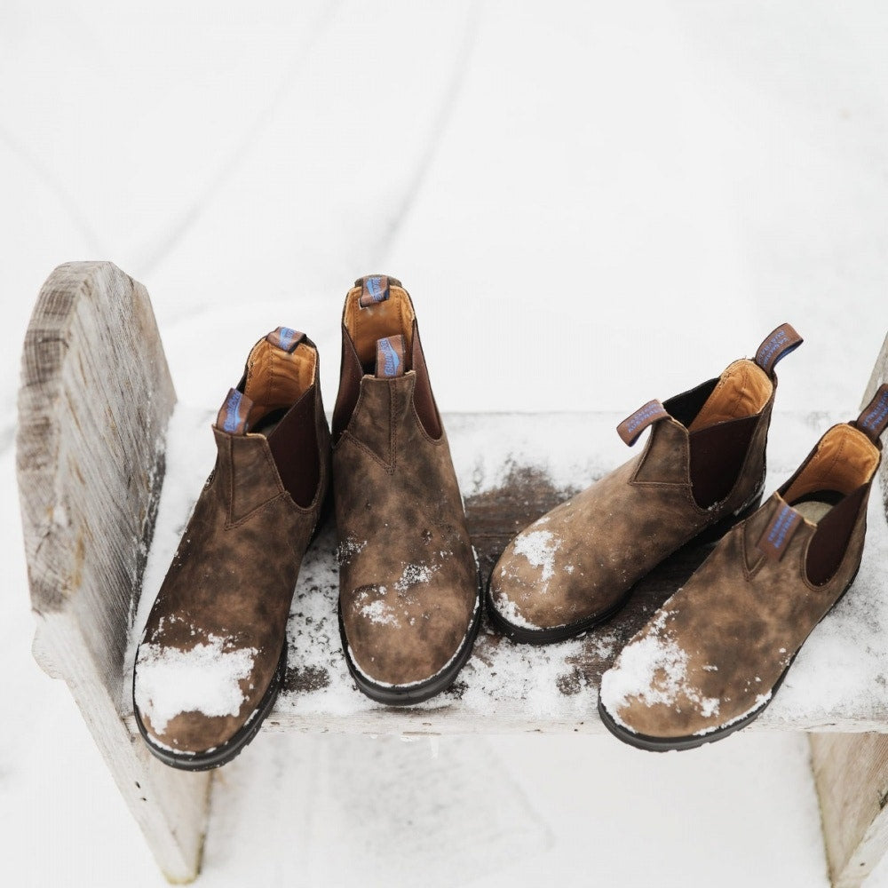 Blundstone Thermal 584 Chelsea Boot in Rustic Brown  Women's Boots