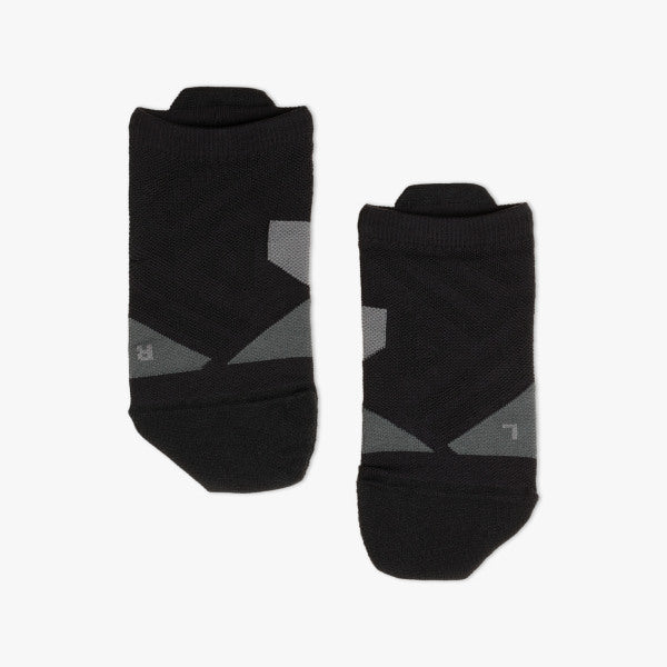 On Running Women's Low Sock in Black Shadow  Sock